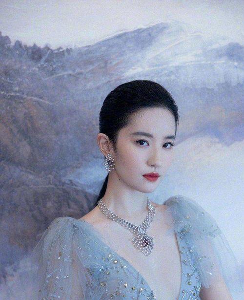 娱乐圈吃瓜刘亦菲是谁