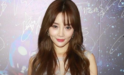 李小璐影后网红,影后跨界网红，演绎人生新篇章