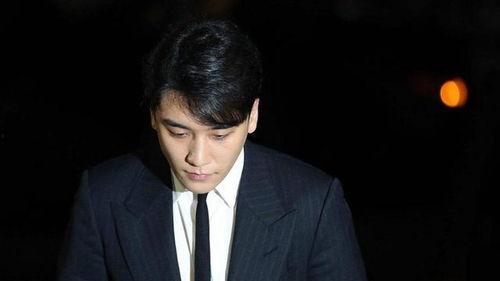 韩国娱乐圈爆料金秀贤